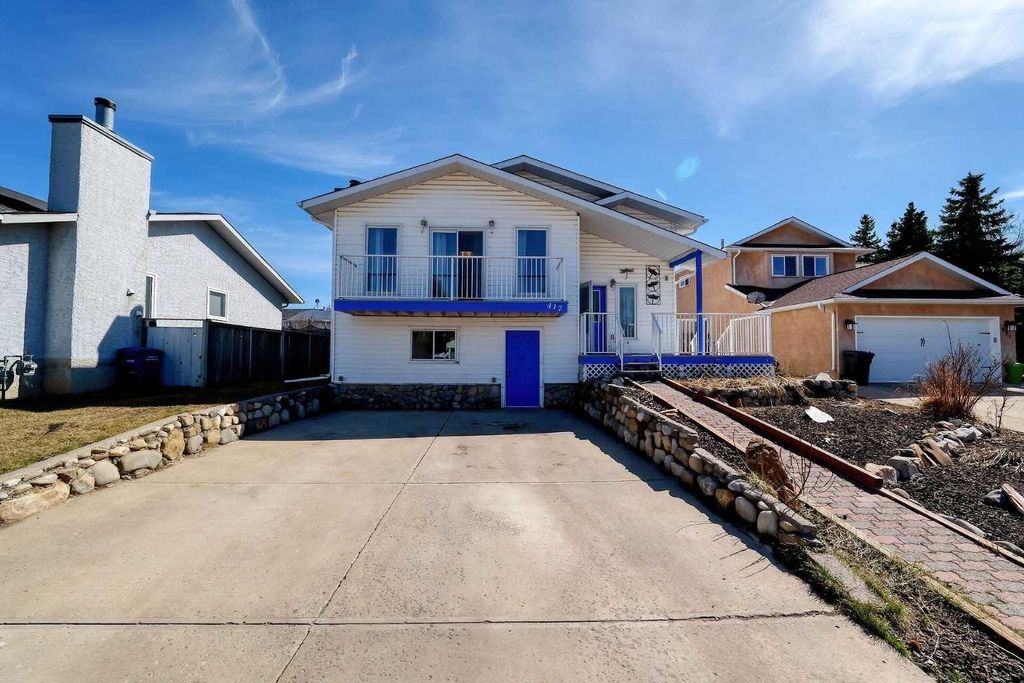 Photo of 417 2 Avenue NW, Diamond Valley, AB T0L 0H0 (MLS # A2307423)
