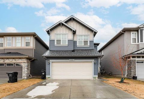 156 Savanna Drive NE Calgary AB T3J 2H5