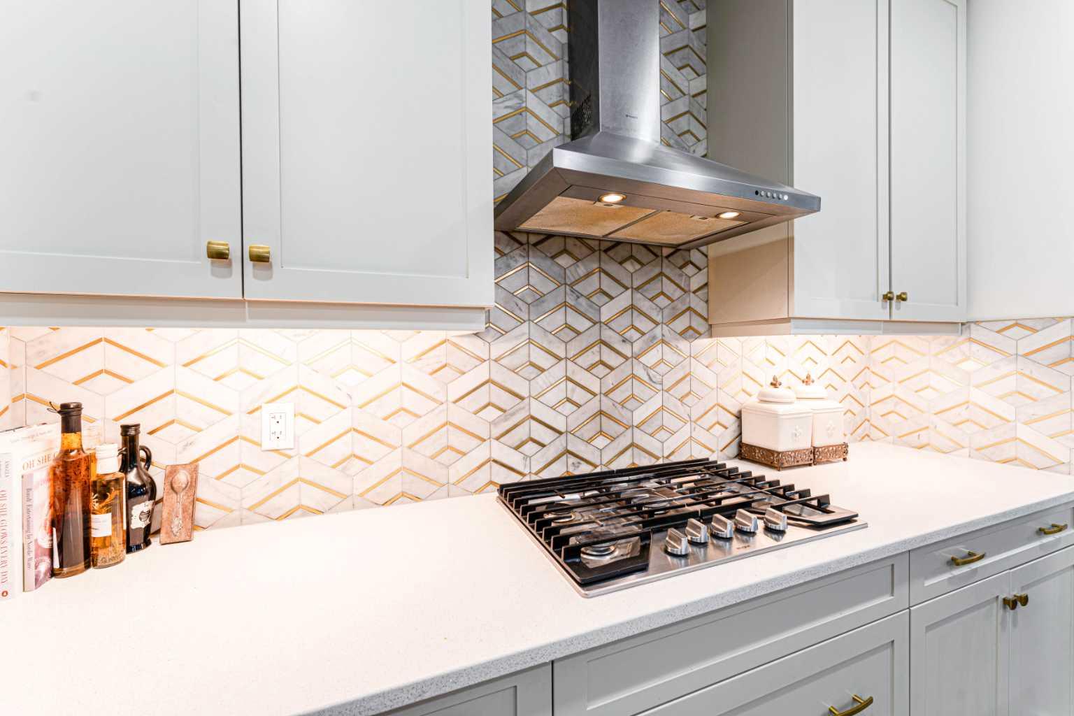 156 Savanna Drive NE