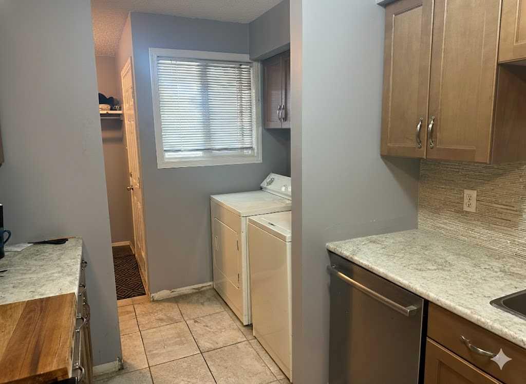 7201 Poplar Drive 3105