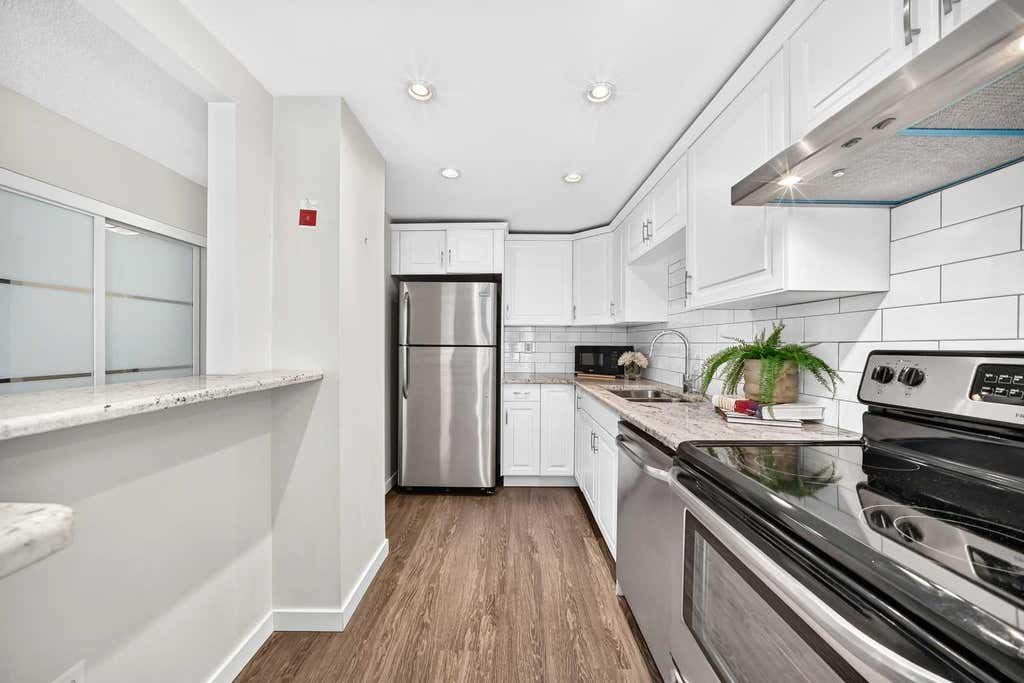 Photo of 1323 15 Avenue SW #804, Calgary, AB T3C 0X8 (MLS # A2324940)
