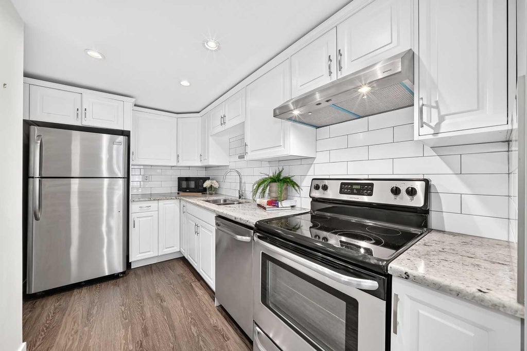 Photo of 1323 15 Avenue SW #804, Calgary, AB T3C 0X8 (MLS # A2324940)