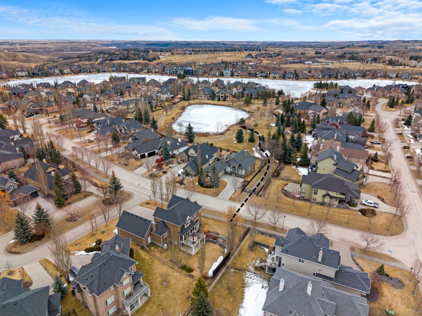 4 Heritage Lake Close