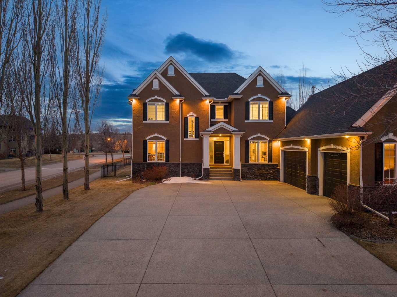 4 Heritage Lake Close