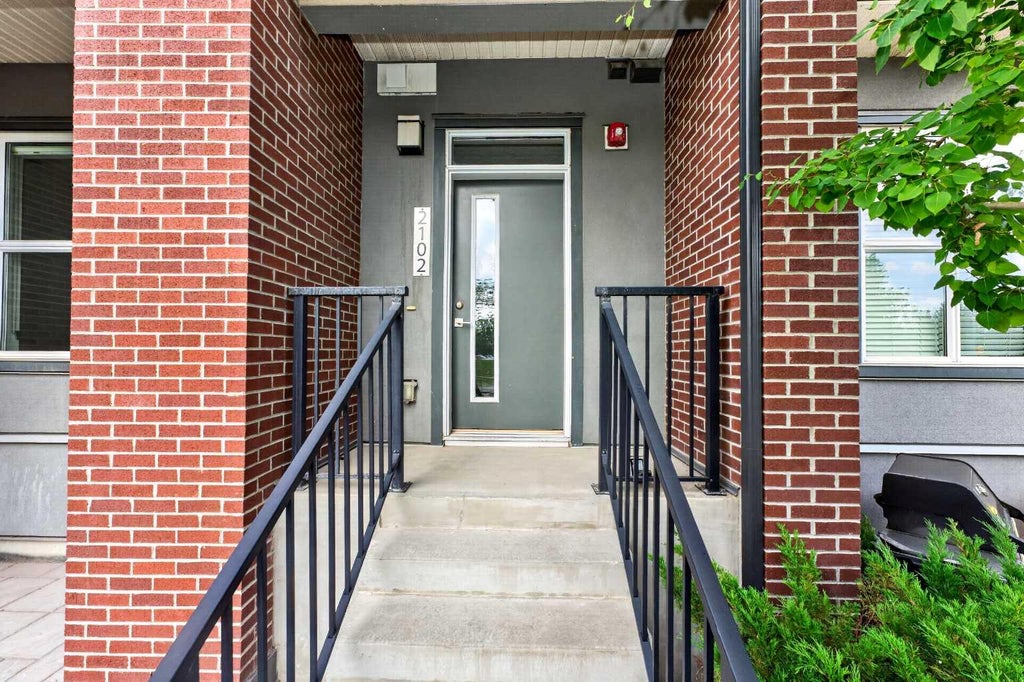Photo of 95 Burma Star Road SW #2102, Calgary, AB T3E 8A9 (MLS # A2345695)