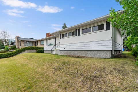 Photo of 1552 Windsor Street NW, Calgary, AB T2N 3X3 (MLS # A2337289)