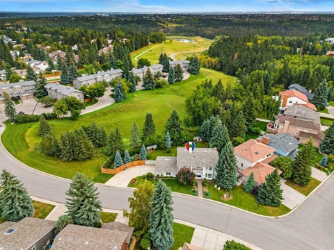 Photo of 72 Woodacres Crescent SW, Calgary, AB T2W 4V6 (MLS # A2342156)
