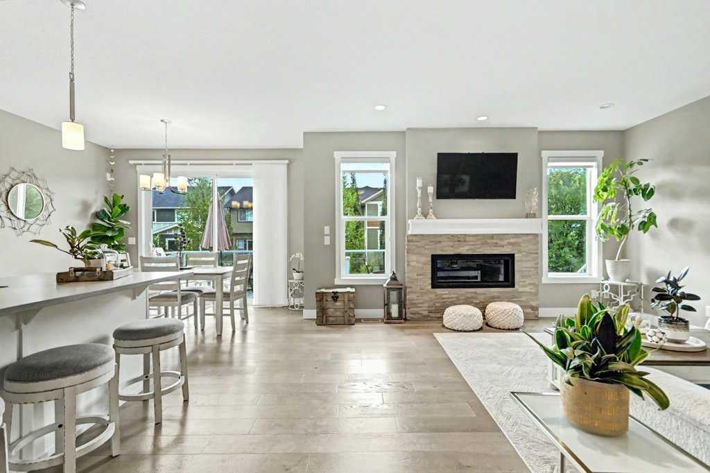 15 Sundown Way