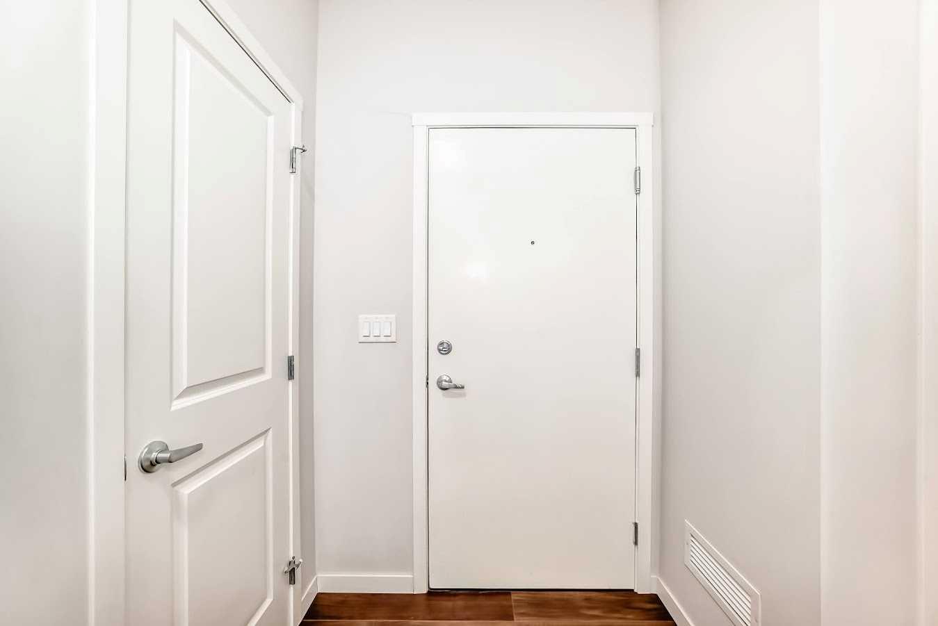 360 Harvest Hills Common NE 104