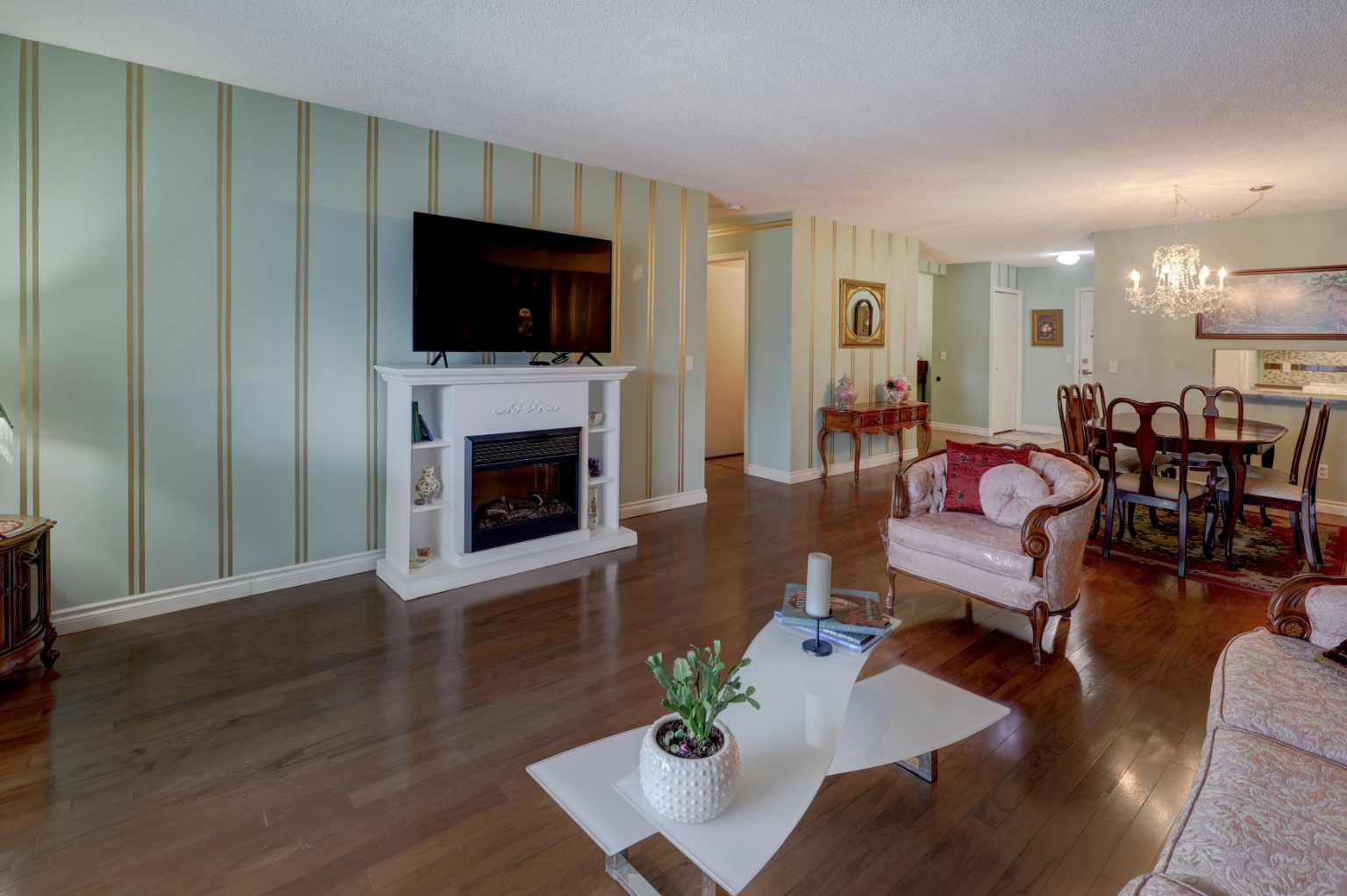 1733 27 Avenue SW 105