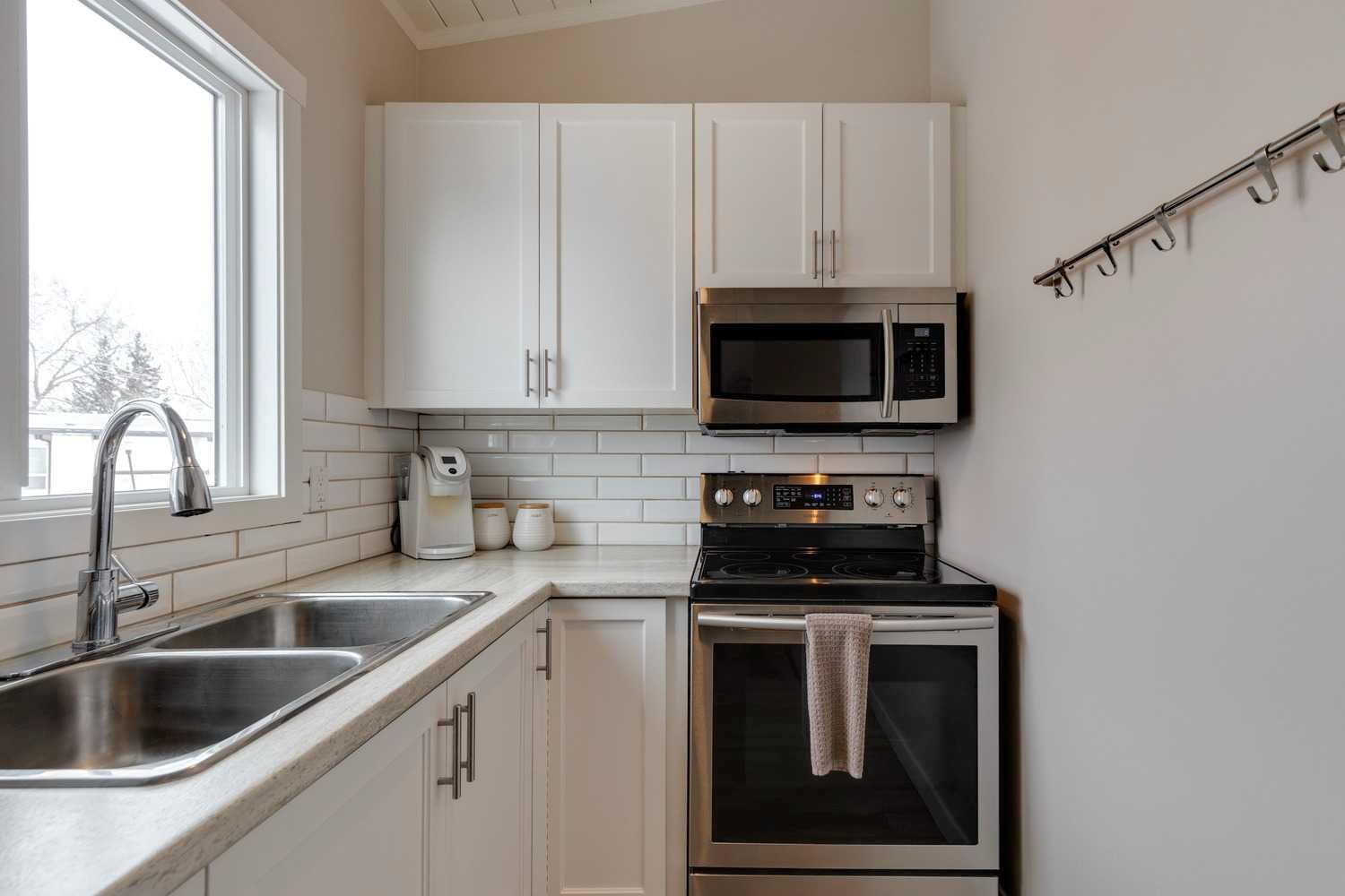 2630 Oakmoor Drive SW