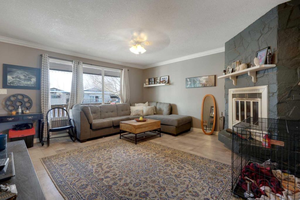Photo of 312 Pinegreen Close NE, Calgary, AB T1Y 1W3 (MLS # A2280869)