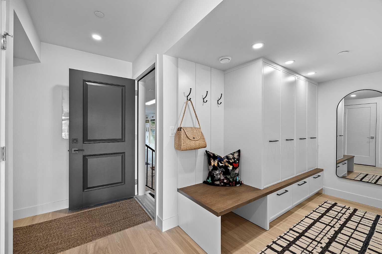 24 Greenwich Heath NW