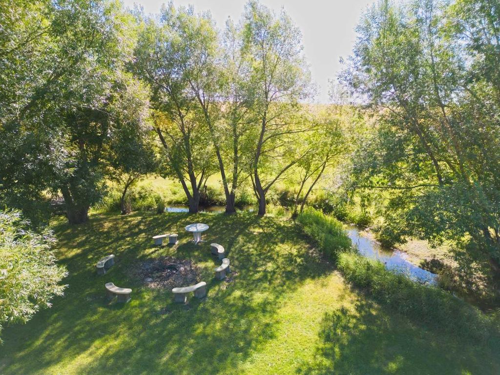 Photo of 42082 Range Road 274, Hill Spring, AB T0K 1E0 (MLS # A2262252)