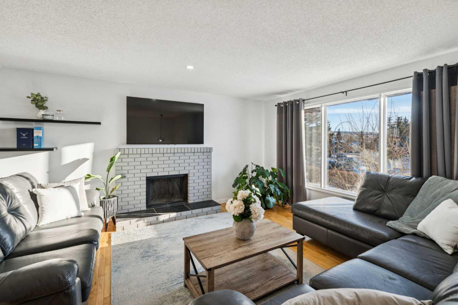 14 Glenhill Crescent