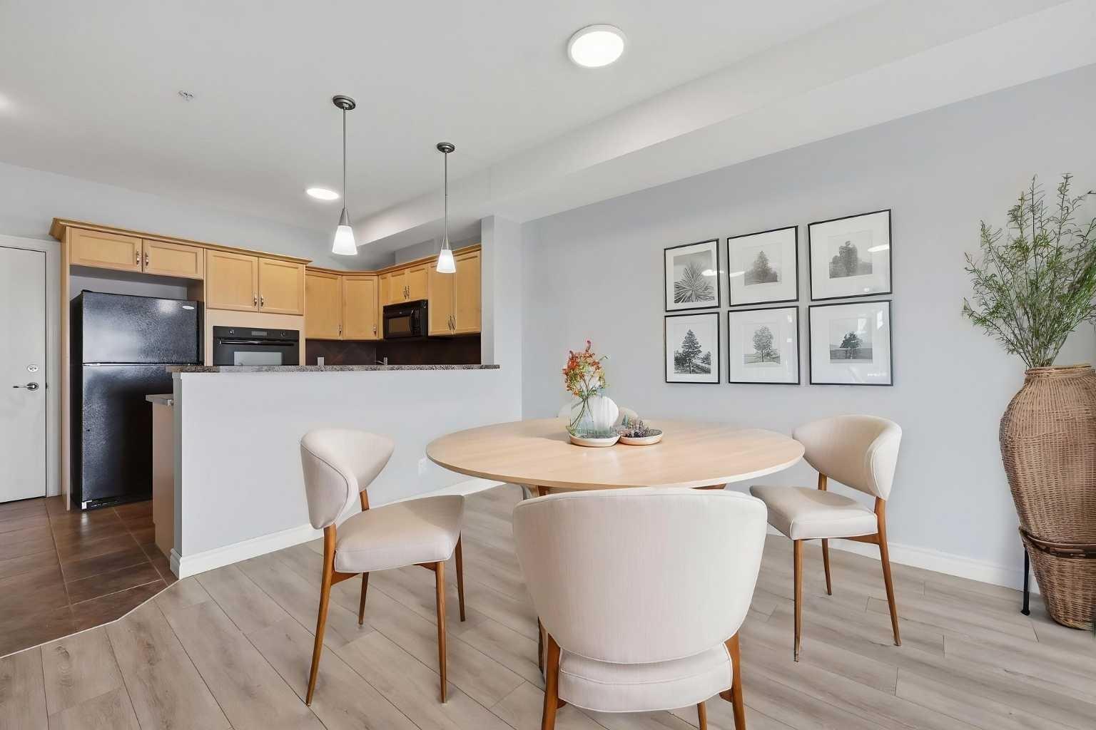 60 Royal Oak Plaza NW 322