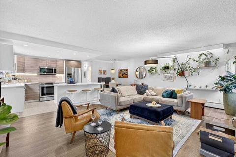 Photo of 626 24 Avenue SW #201, Calgary, AB T2S 0K6 (MLS # A2344871)