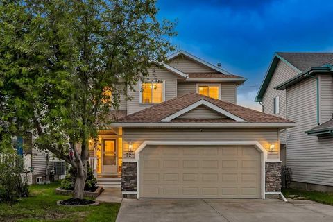 Photo of 72 Springs Crescent SE, Airdrie, AB T4A 2C7 (MLS # A2320768)