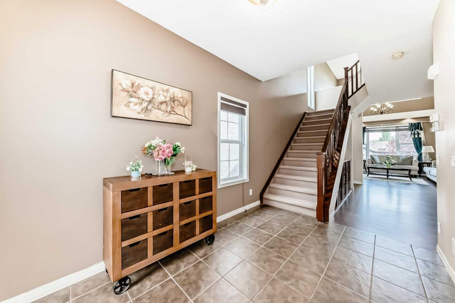 36 Valley Woods Way NW