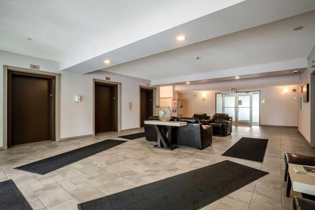 1 Crystal Green Lane 311