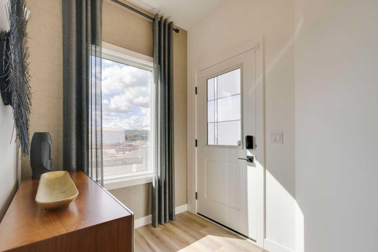 87 Creekstone Common SW