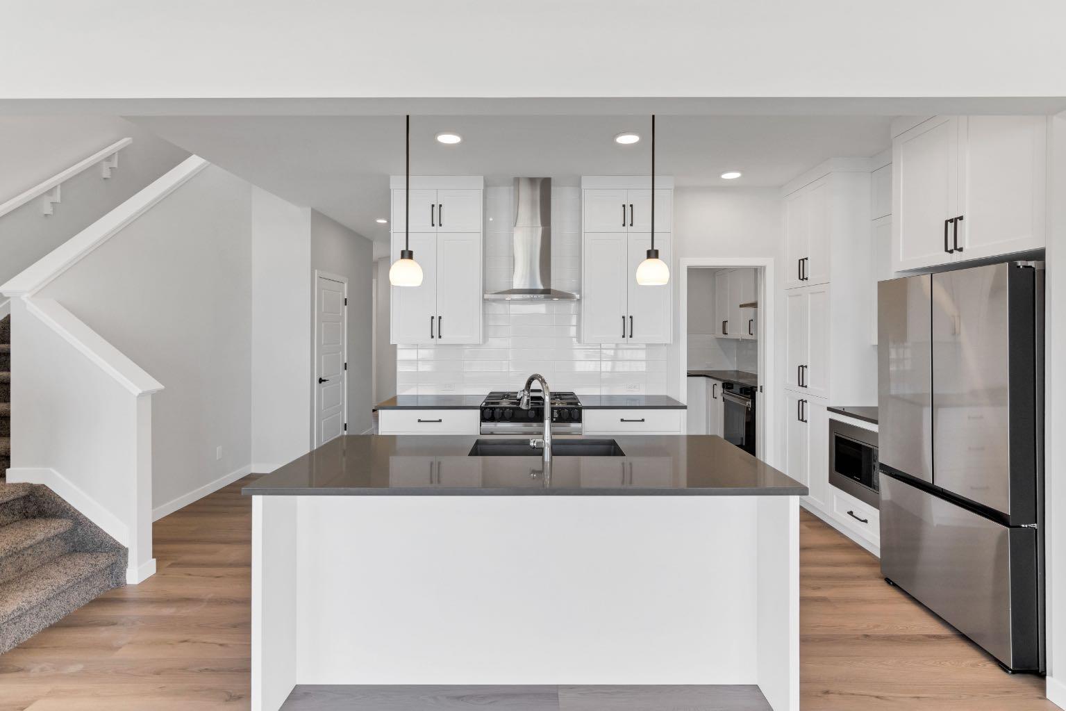 4067 Sawgrass Street NW