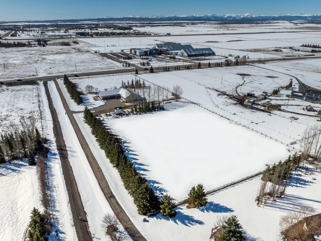 33022 Township Road 250