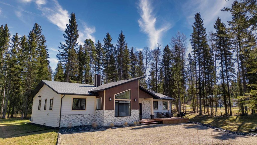 Photo of 32529 Range Road 52 #120, Rural Mountain View County, AB T0M 1X0 (MLS # A2307263)