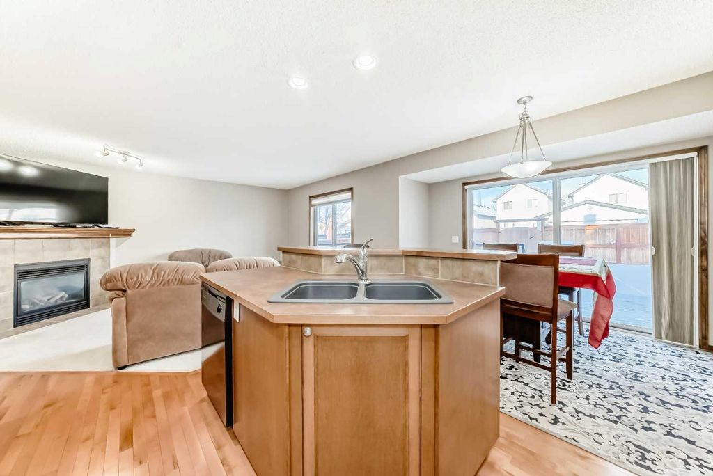 Photo of 834 Cranston Drive SE, Calgary, AB T3M 1J4 (MLS # A2287673)