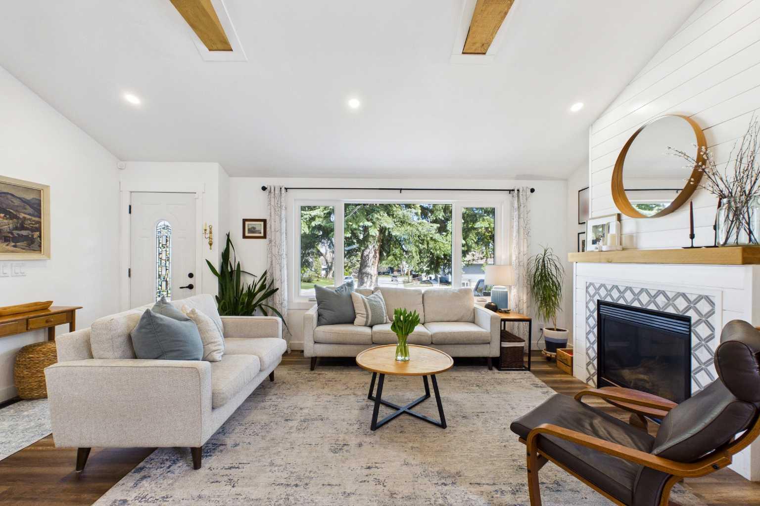 24 Henefer Road SW