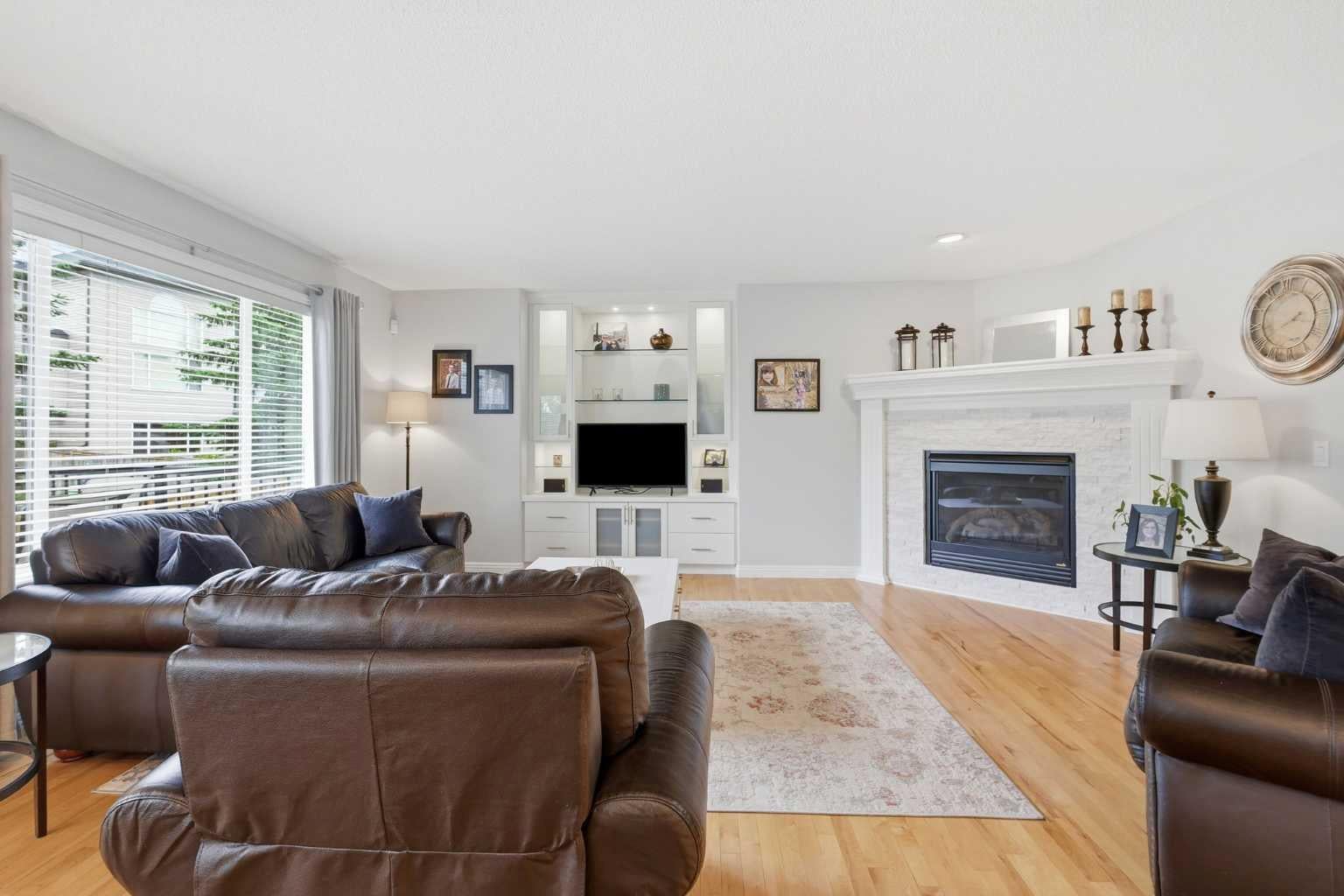 182 Kincora Park NW