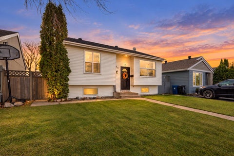 Photo of 141 Bird Crescent, Fort McMurray, AB T9H 4T1 (MLS # A2353153)