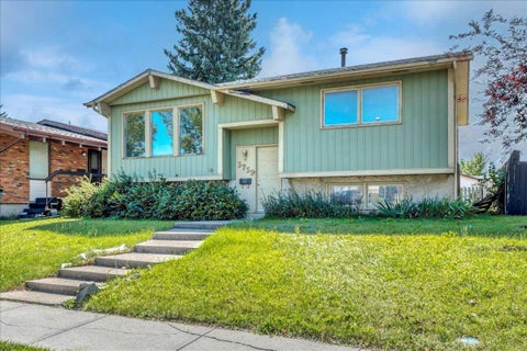 Photo of 3755 Whitehorn Drive NE, Calgary, AB T1Y 5C4 (MLS # A2340710)