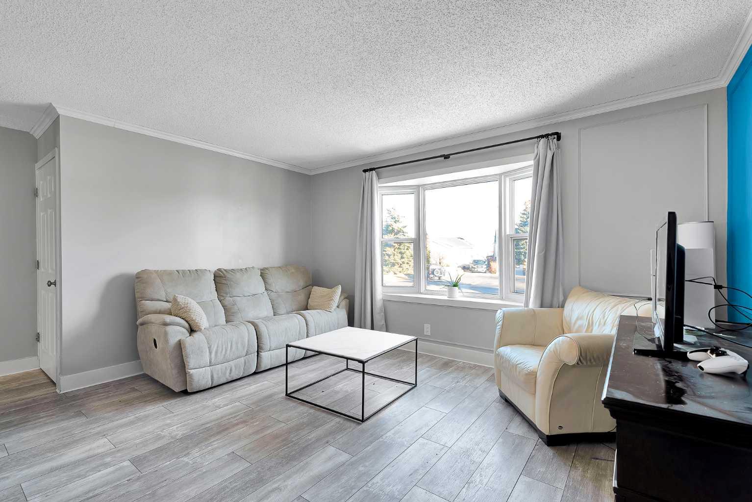 51 Huntstrom Road NE