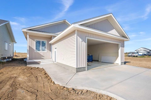 Photo of 1310 56 Avenue, Lloydminster, AB T9V 3T5 (MLS # A2349833)