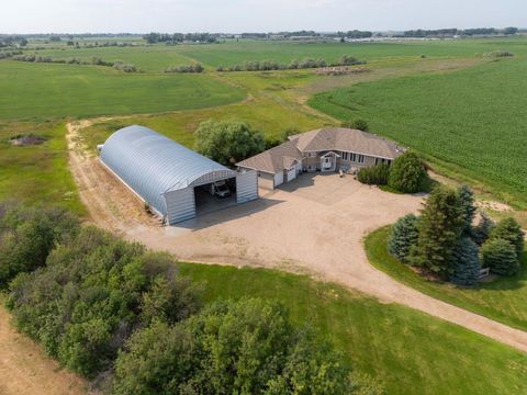 Photo of 5518 Township Road 120, Rural Cypress County, AB T1B 0L1 (MLS # A2331594)