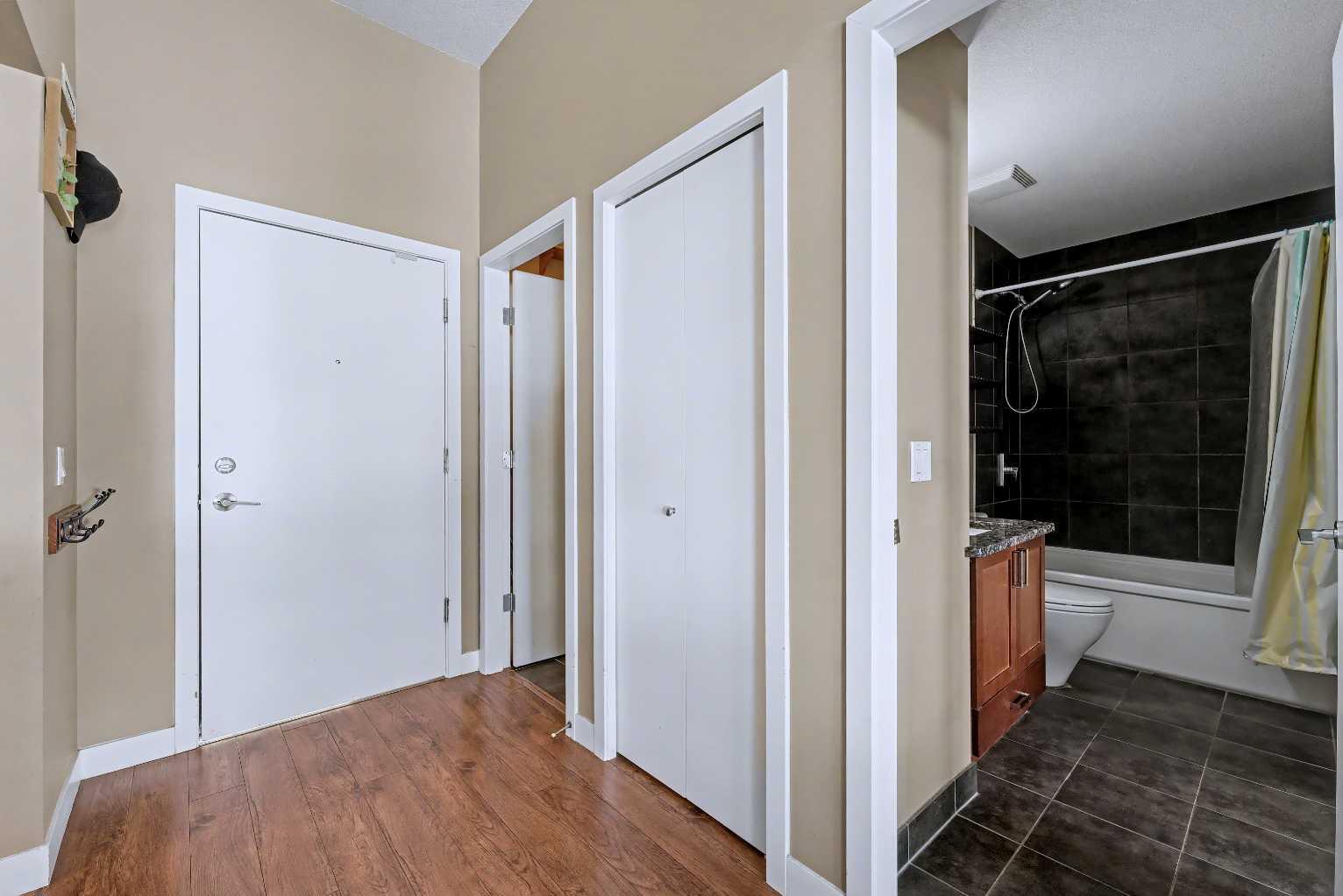 4303 1 Street NE 417