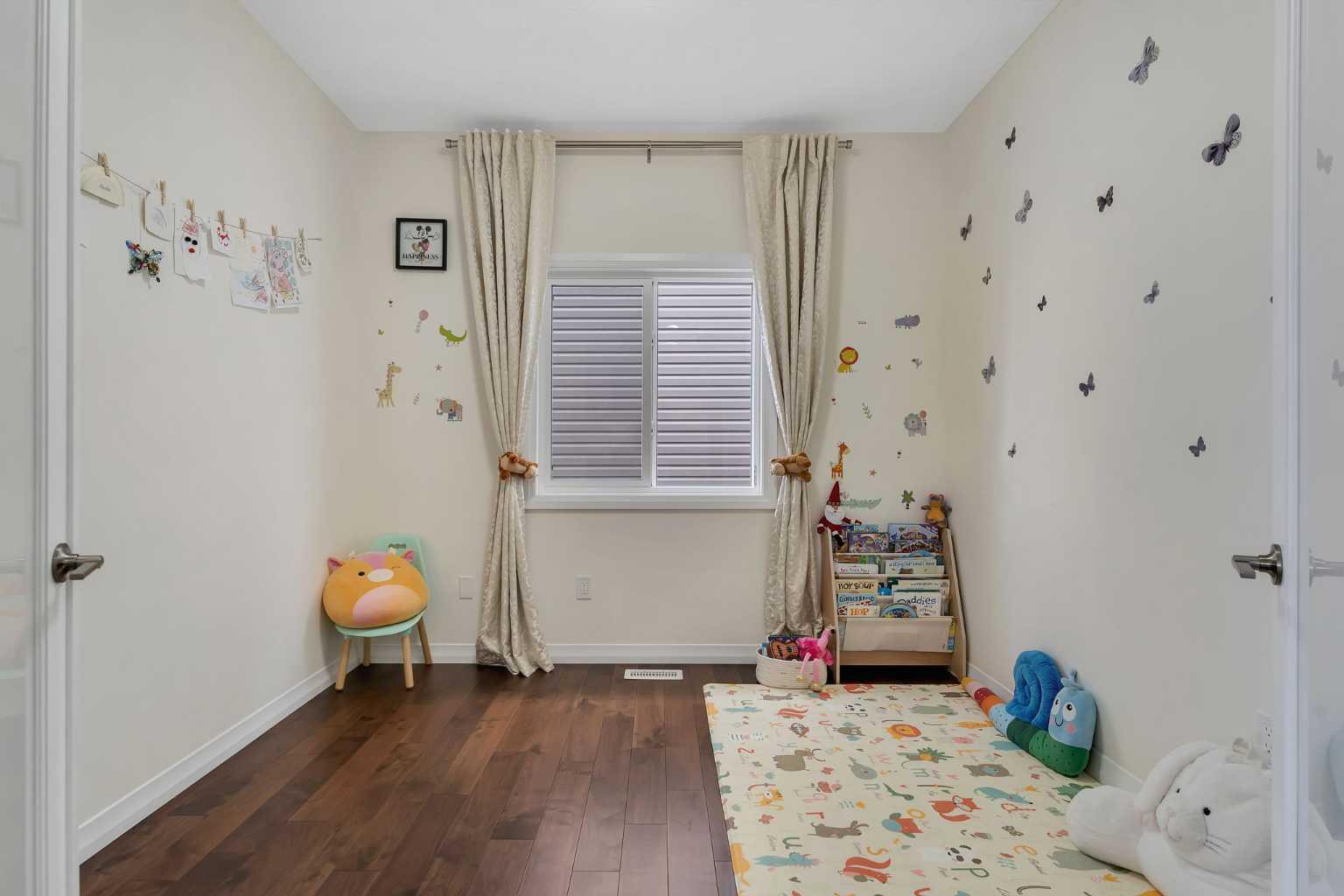 838 Edgefield Street