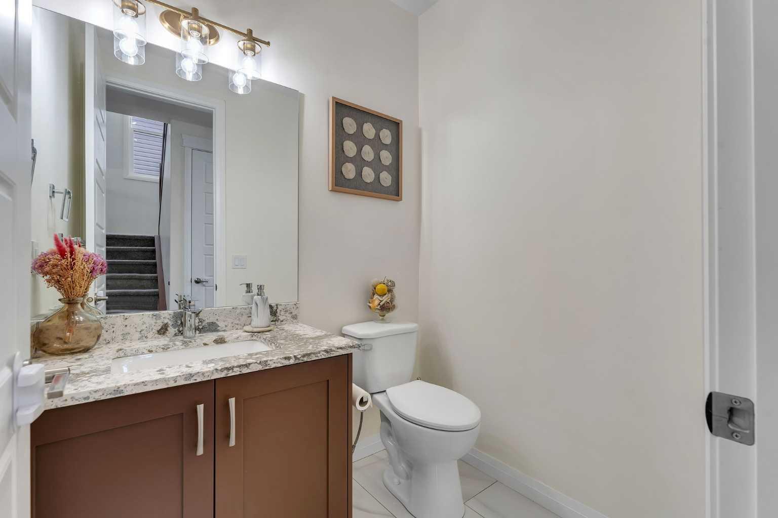 838 Edgefield Street