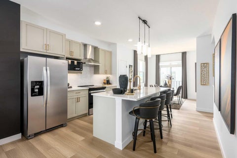 Photo of 437 Alpine Avenue SW #701, Calgary, AB T2Y 0Z8 (MLS # A2332502)
