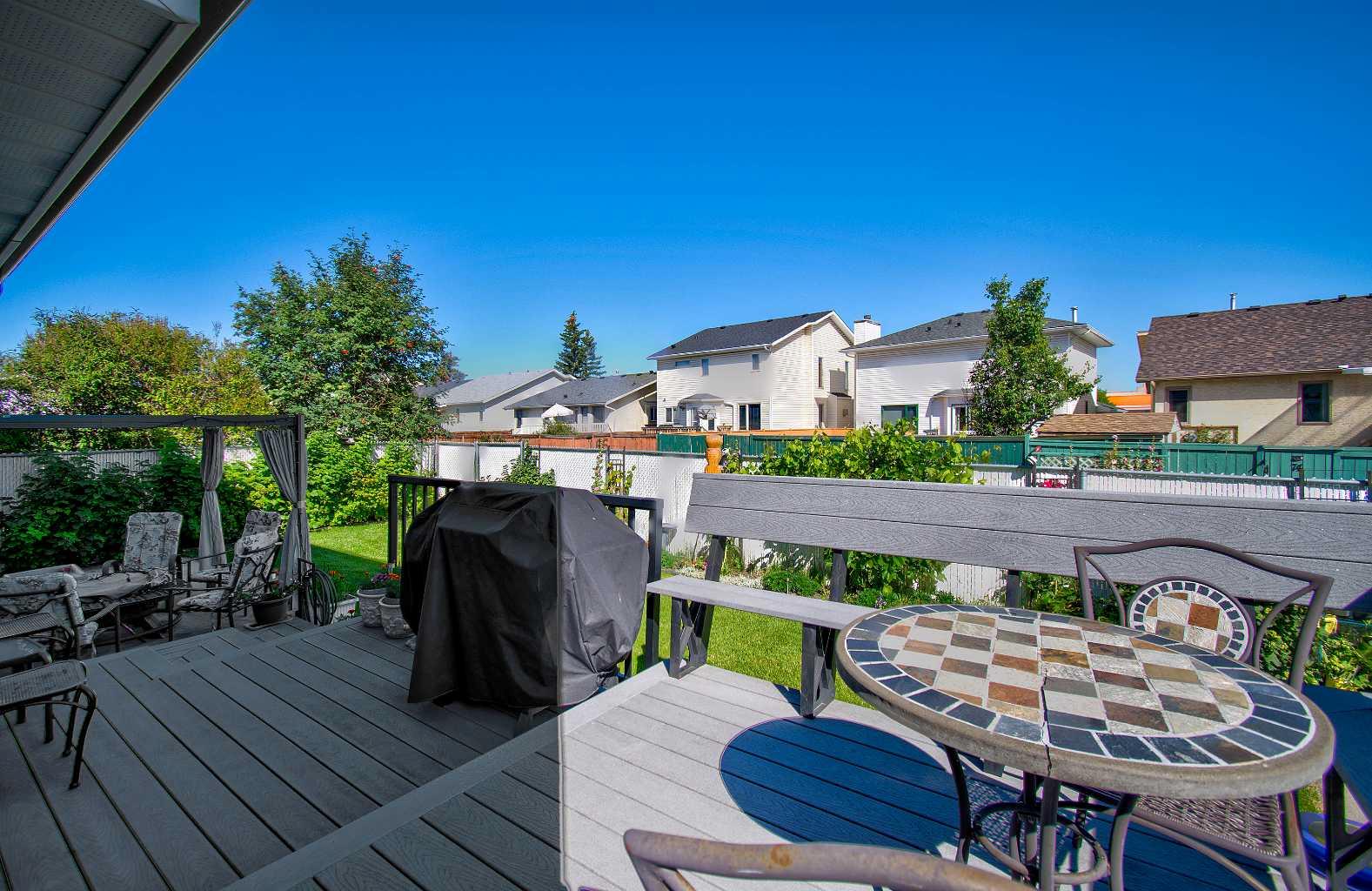 36 Harvest Oak Place NE