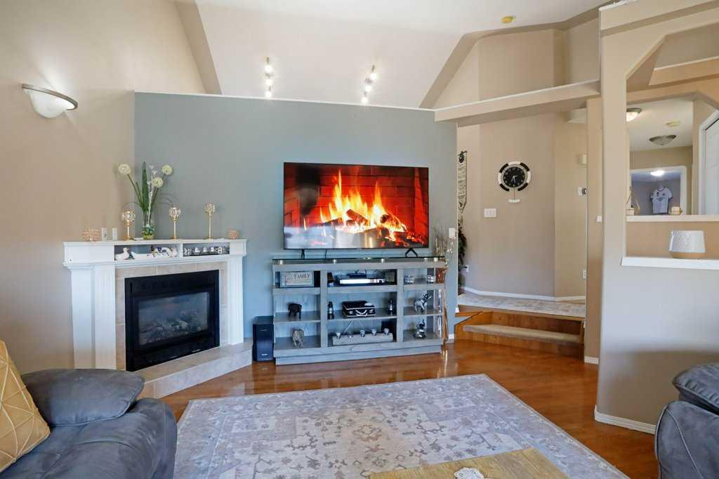 123 Southshore Drive E