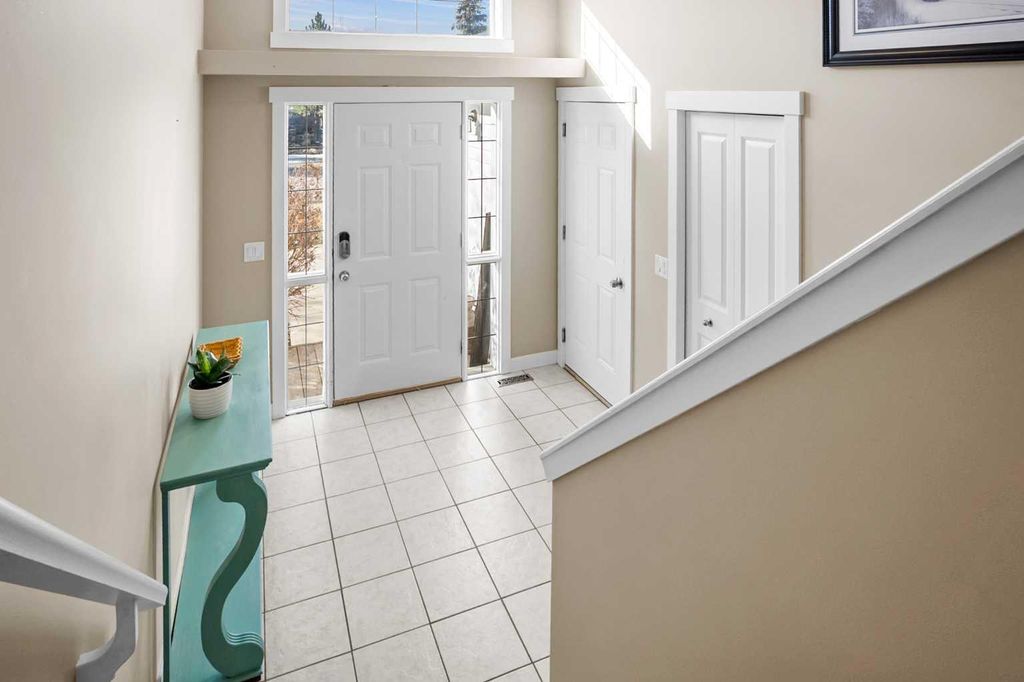 Photo of 308 Carriage Lane Drive, Carstairs, AB T0M 0N0 (MLS # A2294147)