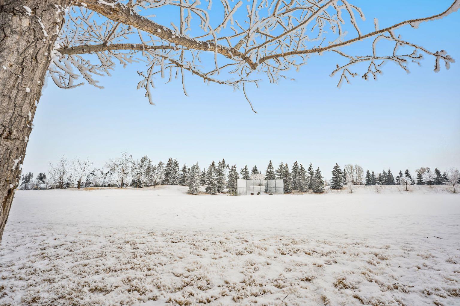 52 Glamis Green SW 143