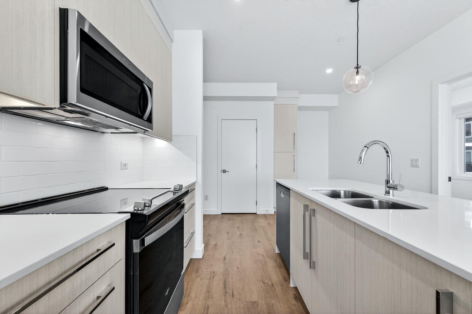 44 Skyview Parkway NE 1305