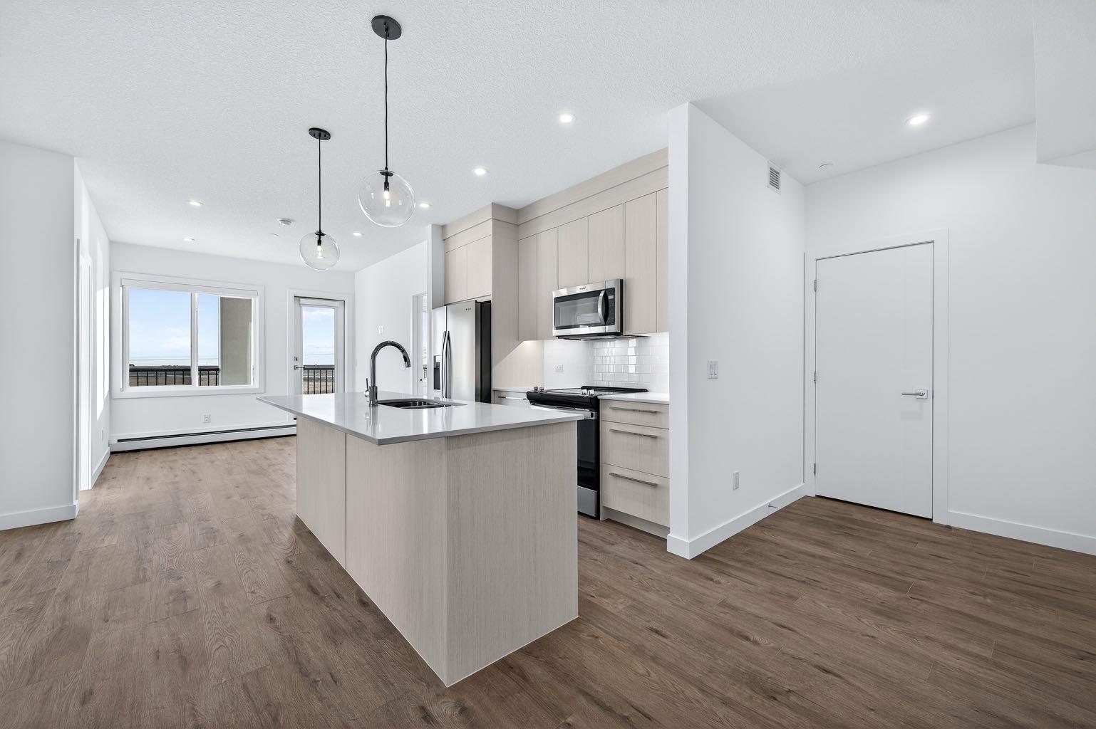 44 Skyview Parkway NE 1305