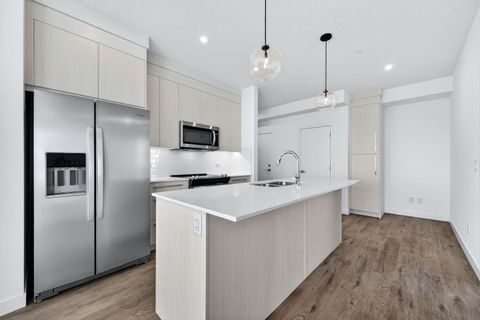 44 Skyview Parkway NE 1305 Calgary AB T3N 2R8