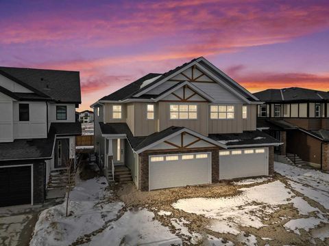 Photo of 463 Kinniburgh Loop, Chestermere, AB T1X 3C2 (MLS # A2303970)