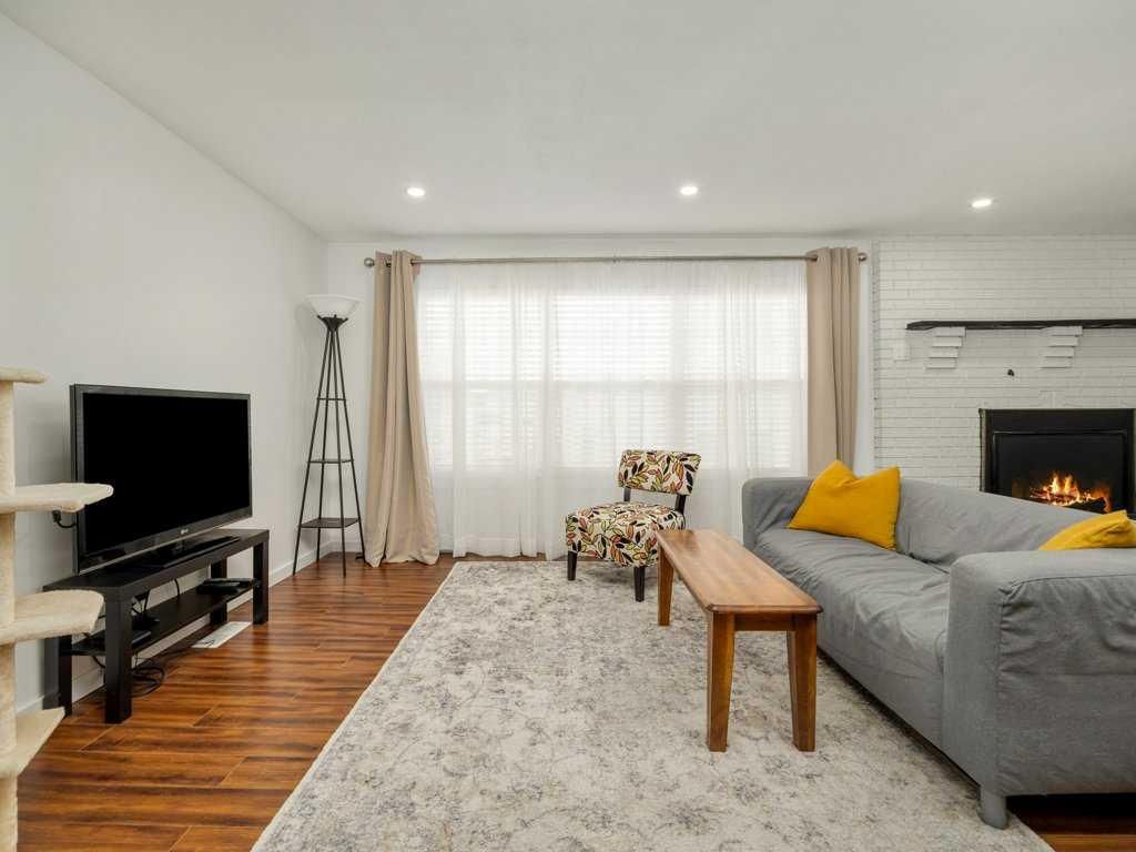 Photo of 123 Dalhousie Court W, Lethbridge, AB T1K 4C8 (MLS # A2288855)