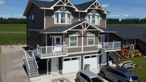 Photo of 4322 18 Avenue Ave, Edson, AB T7E 0C1 (MLS # A2293218)